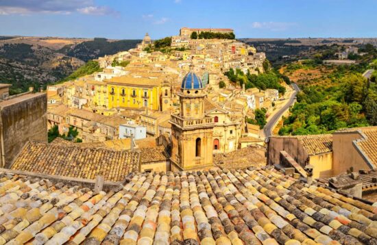viaggio-di-gruppo-sicilia-di-montalbano-agenzia-viaggi-calosirte