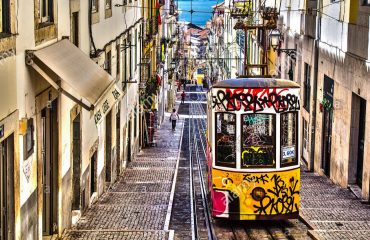 lisbona-calosirte-tram-portogallo